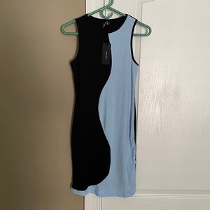 NWT Vero Moda Women’s Gila Wavy Colorblock Rib Minidress. Size Small.